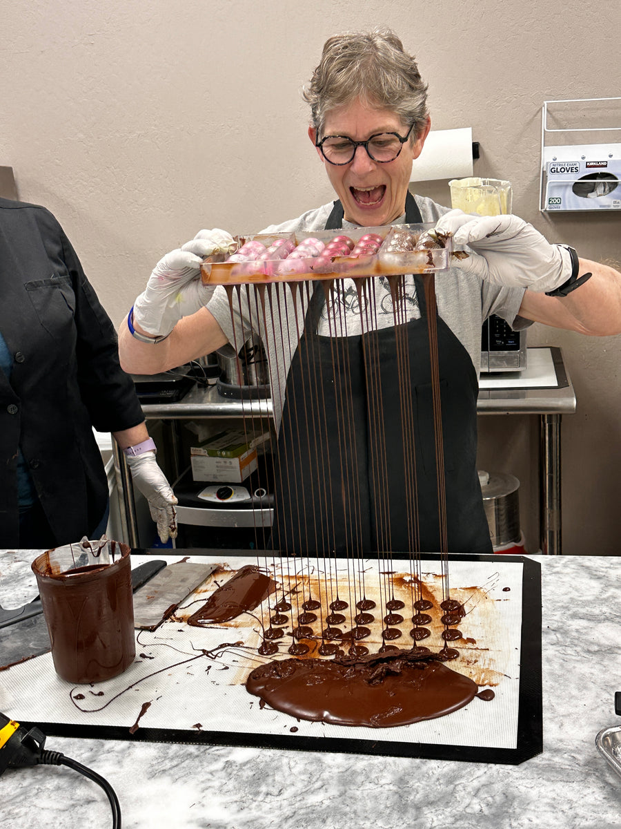 Express Yourself Hand-Painted Bonbon Workshop